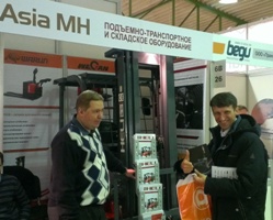 Погрузчик HELI - центр внимания на выставке «Продэкспо 2015». Итоги выставки Погрузчик HELI - центр внимания на выставке «Продэкспо 2015». Итоги выставки